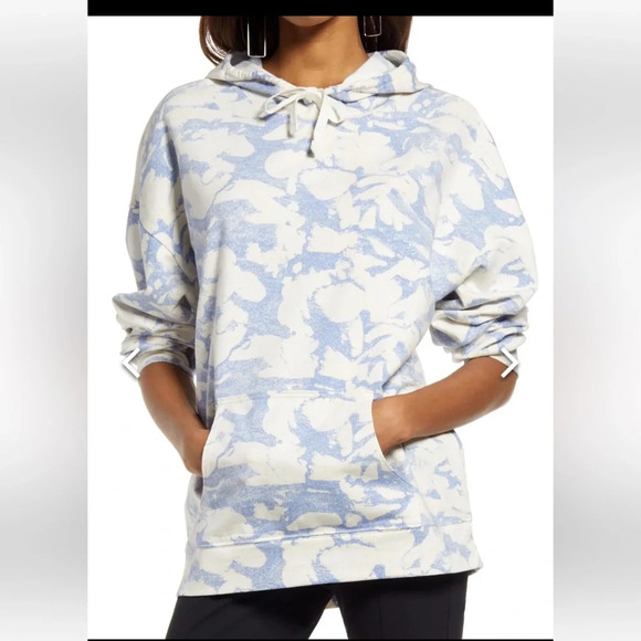 Open Edit Head in the Clouds Hoodie XS - Picture 1 of 8